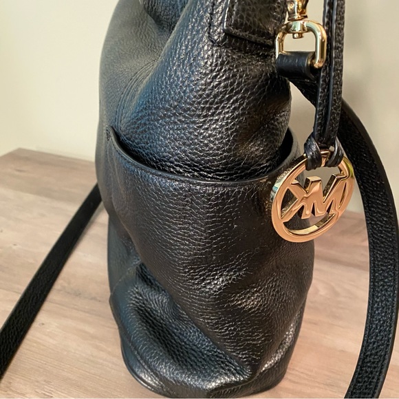Michael Kors Black Pebbled Leather Large Crossbody Convertible Shoulder Bag - Picture 10 of 15